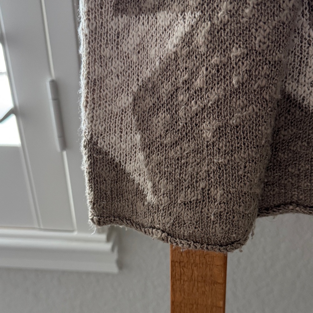 Easel Star Patterned Tan Sweater - Picture 7 of 7